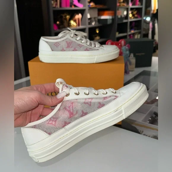 Louis Vuitton sneakers white pink - Picture 1 of 6